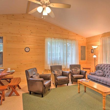 Family Cabin With Beach Access On Panther Pond レイモンド  エクステリア 写真