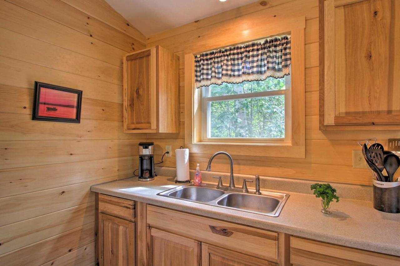 Family Cabin With Beach Access On Panther Pond レイモンド  エクステリア 写真